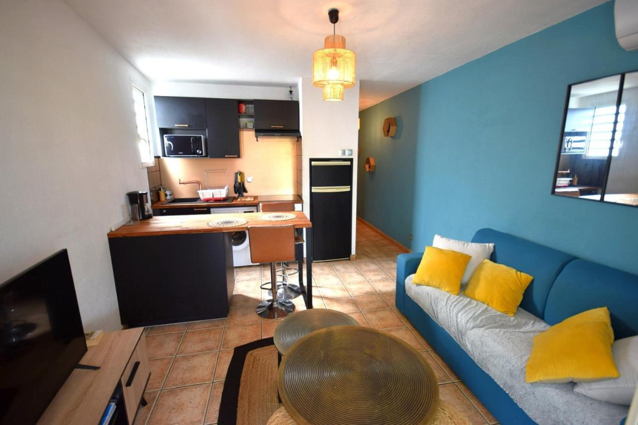 Appartement La Bulle Bleue - Coeur De St Gilles Les Bains à Filaos Extérieur photo
